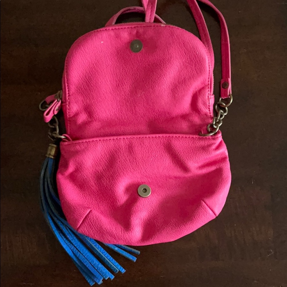 UO Pink and Blue faux-leather crossbody bag - Picture 2 of 9